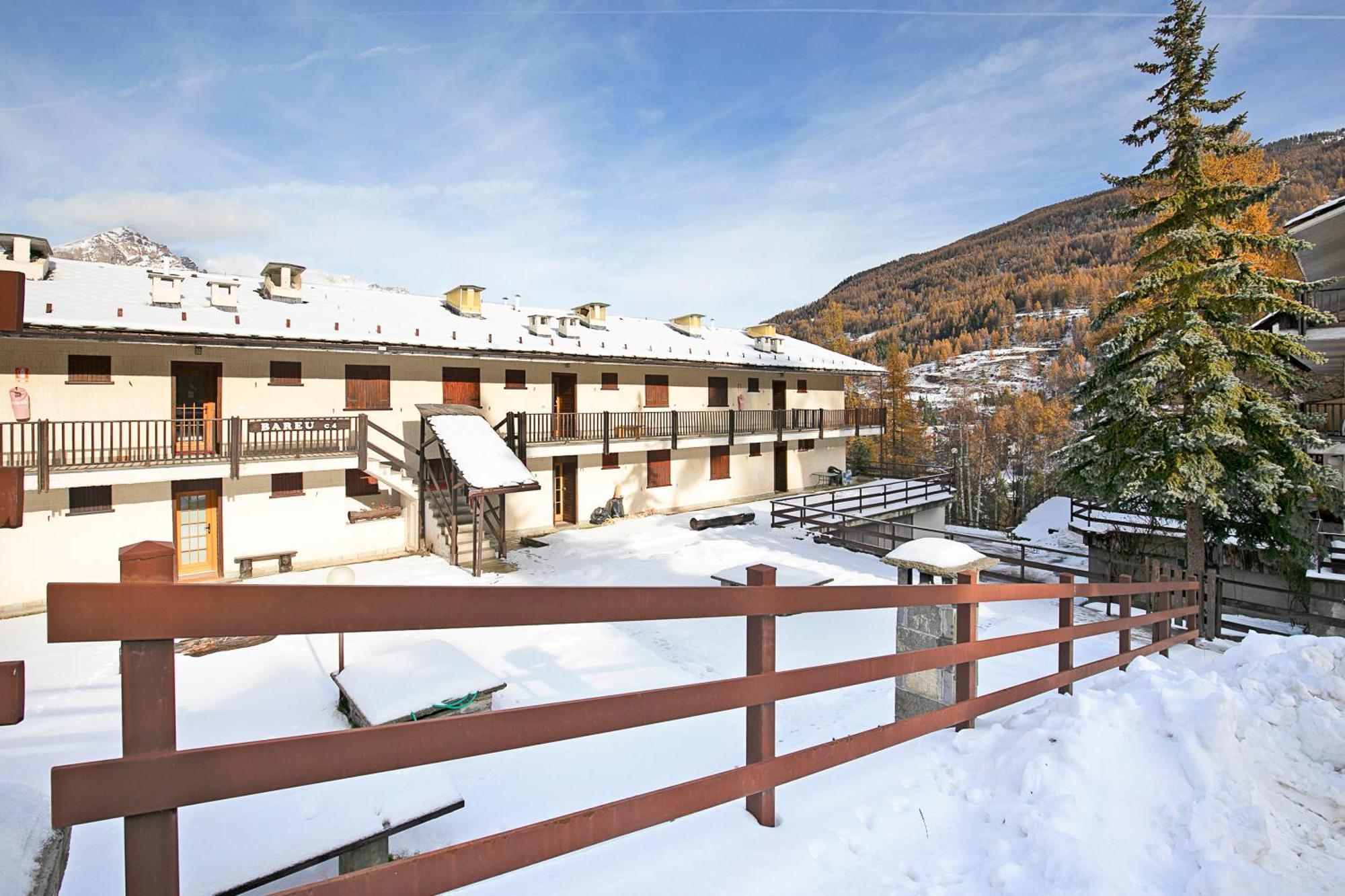 Appartamento Bareu Mountain View - Happy Rentals Oulx Kültér fotó